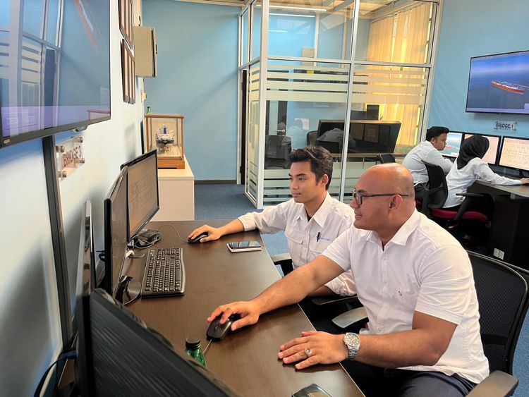 Pelatihan Ballast Handling & Pump Operation